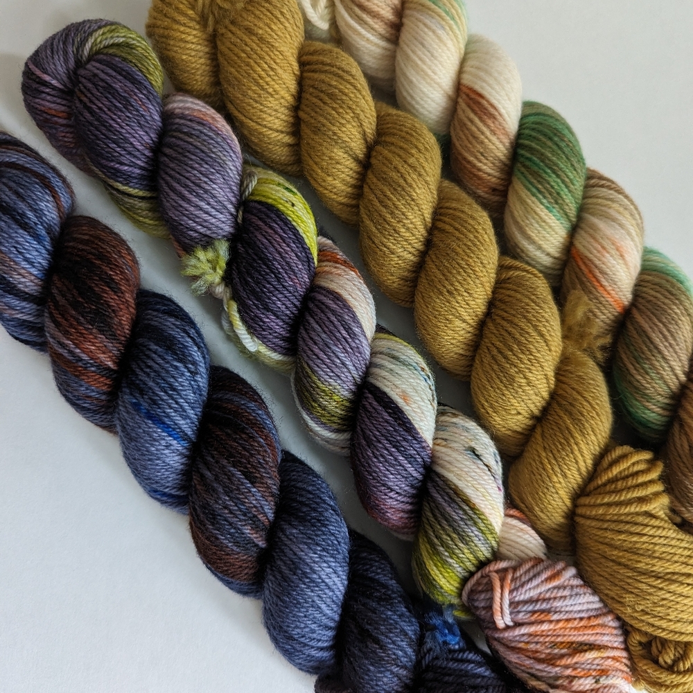 Hue Loco DK  Color Riot one pot set